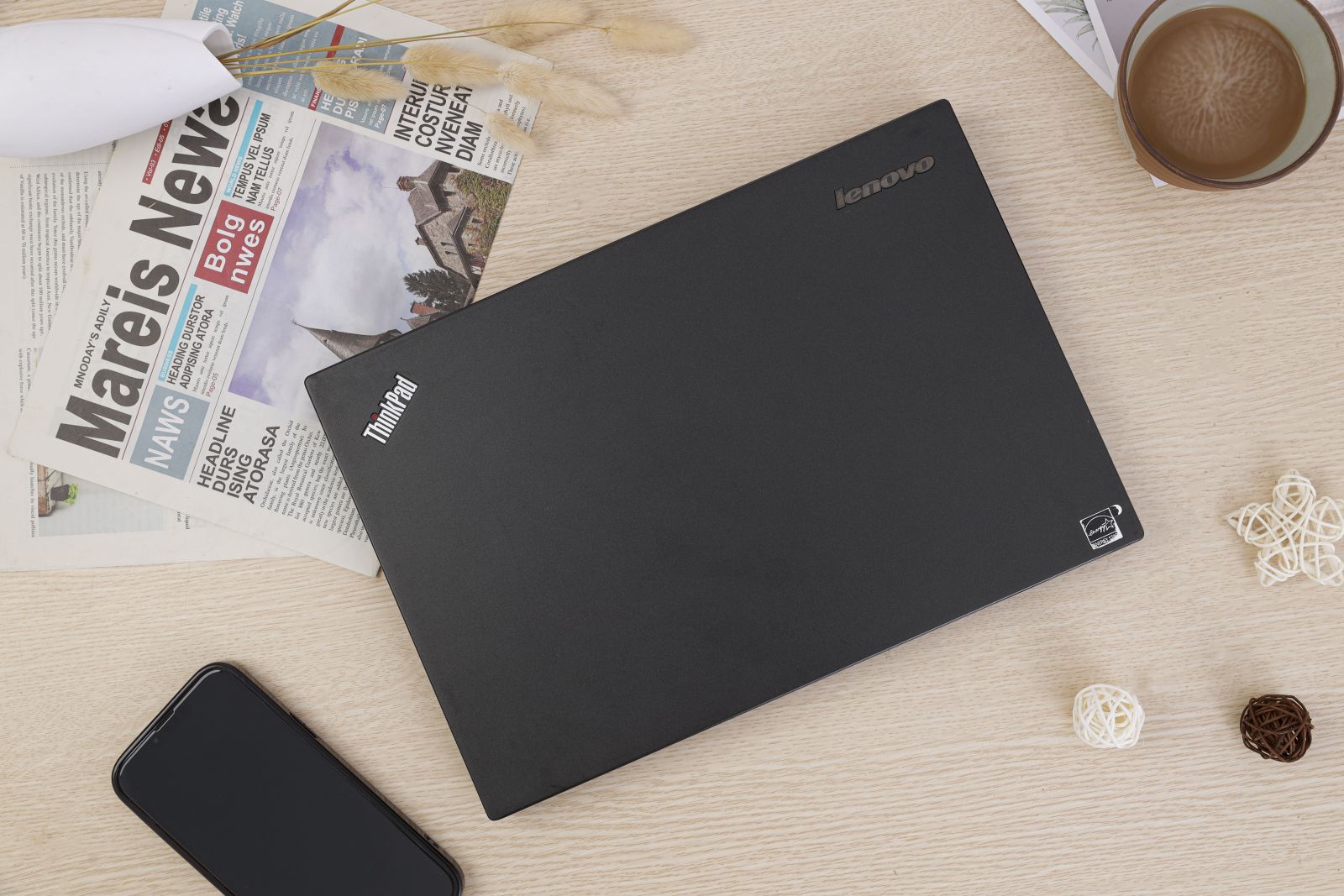 Laptop cũ Lenovo thinkpad T460s i5-6300U 8G ram SSD 256G 14'' HD
