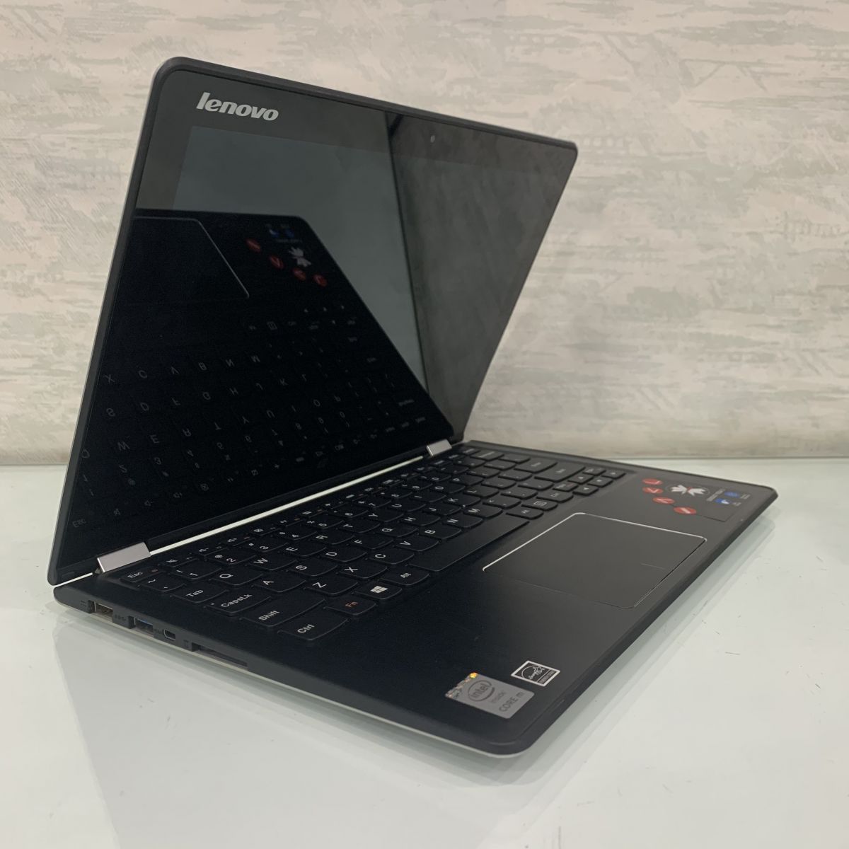 Laptop Lenovo Yoga 3 Pro 1370 M-5Y71/4GB/128GB SSD/13.3 QHD+ 